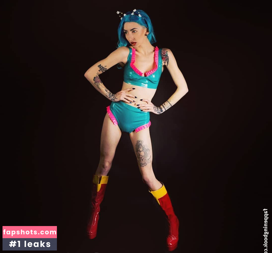 Katex Nahé úniky fotek pouze od fanoušků #16 - Fapshots