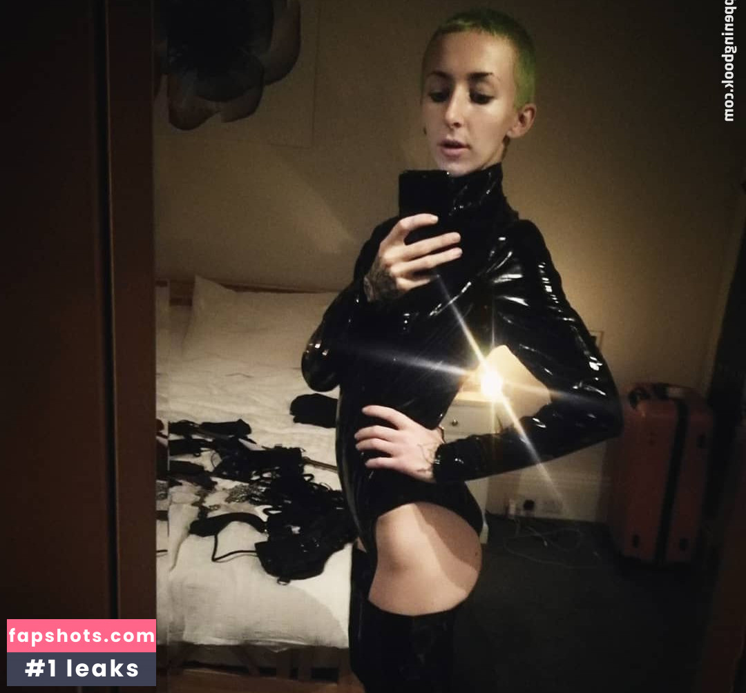 Katex Nahé úniky fotek pouze od fanoušků #33 - Fapshots