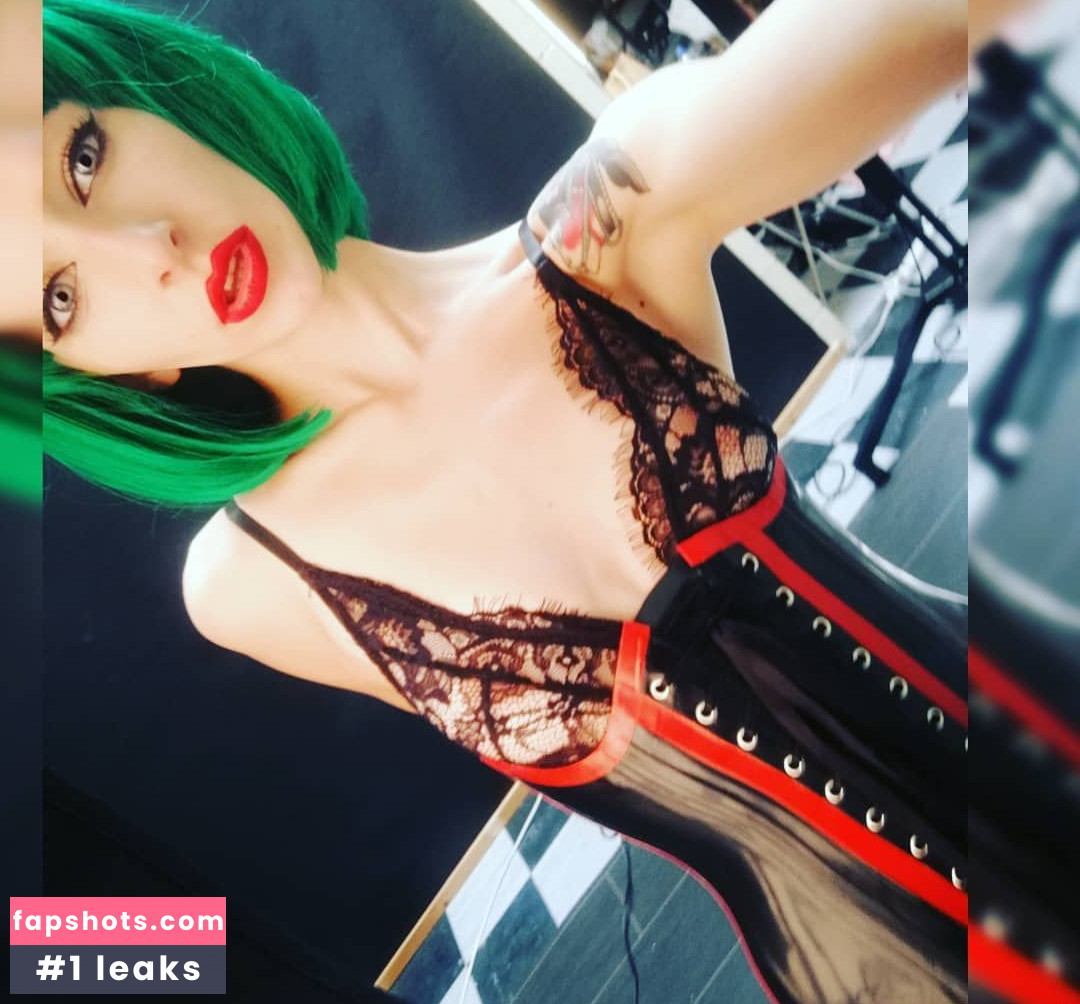 Katex Nahé úniky fotek pouze od fanoušků #99 - Fapshots