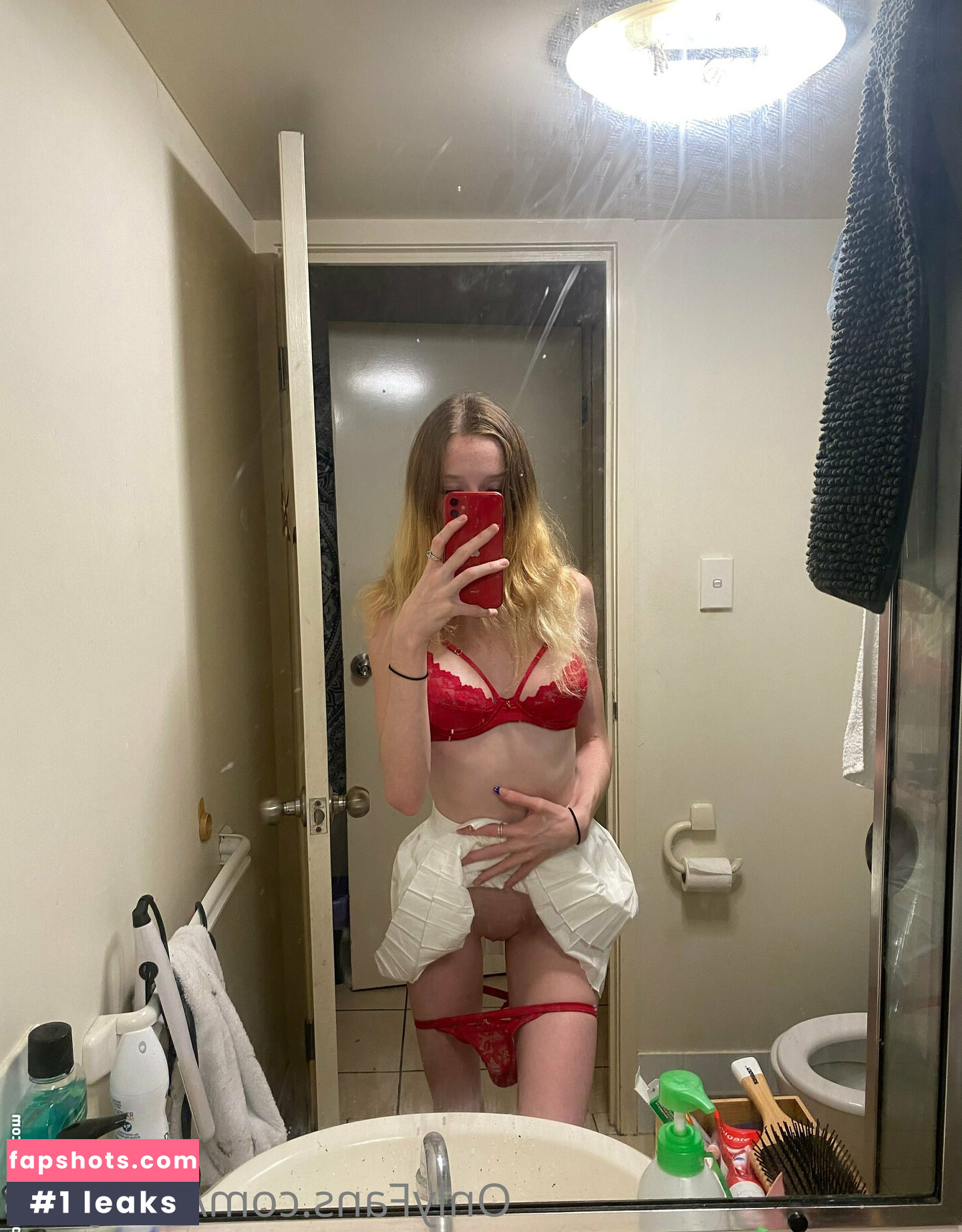 katey_19 gallery photo #13