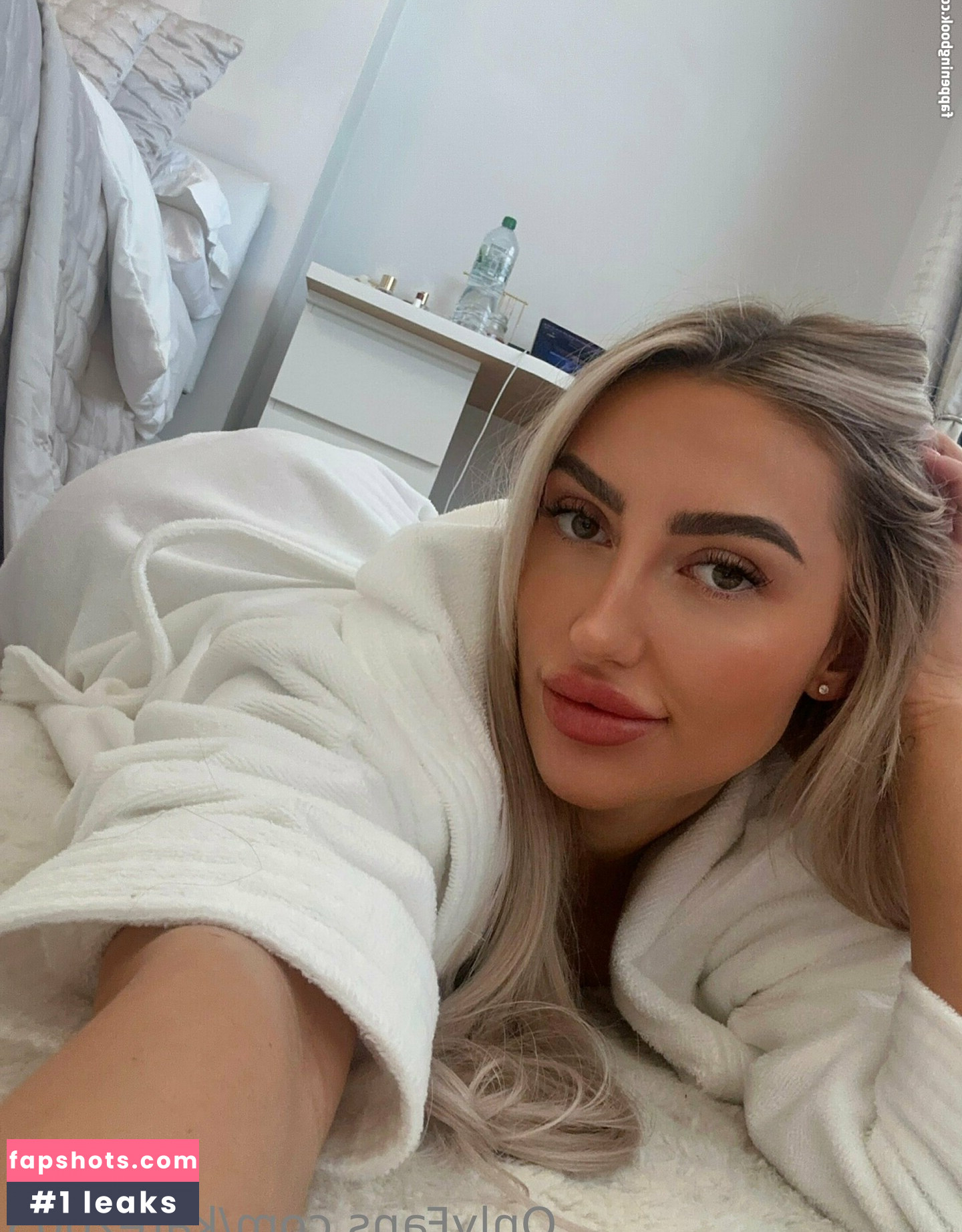 katezb03 Nahé úniky fotek pouze od fanoušků #12 - Fapshots