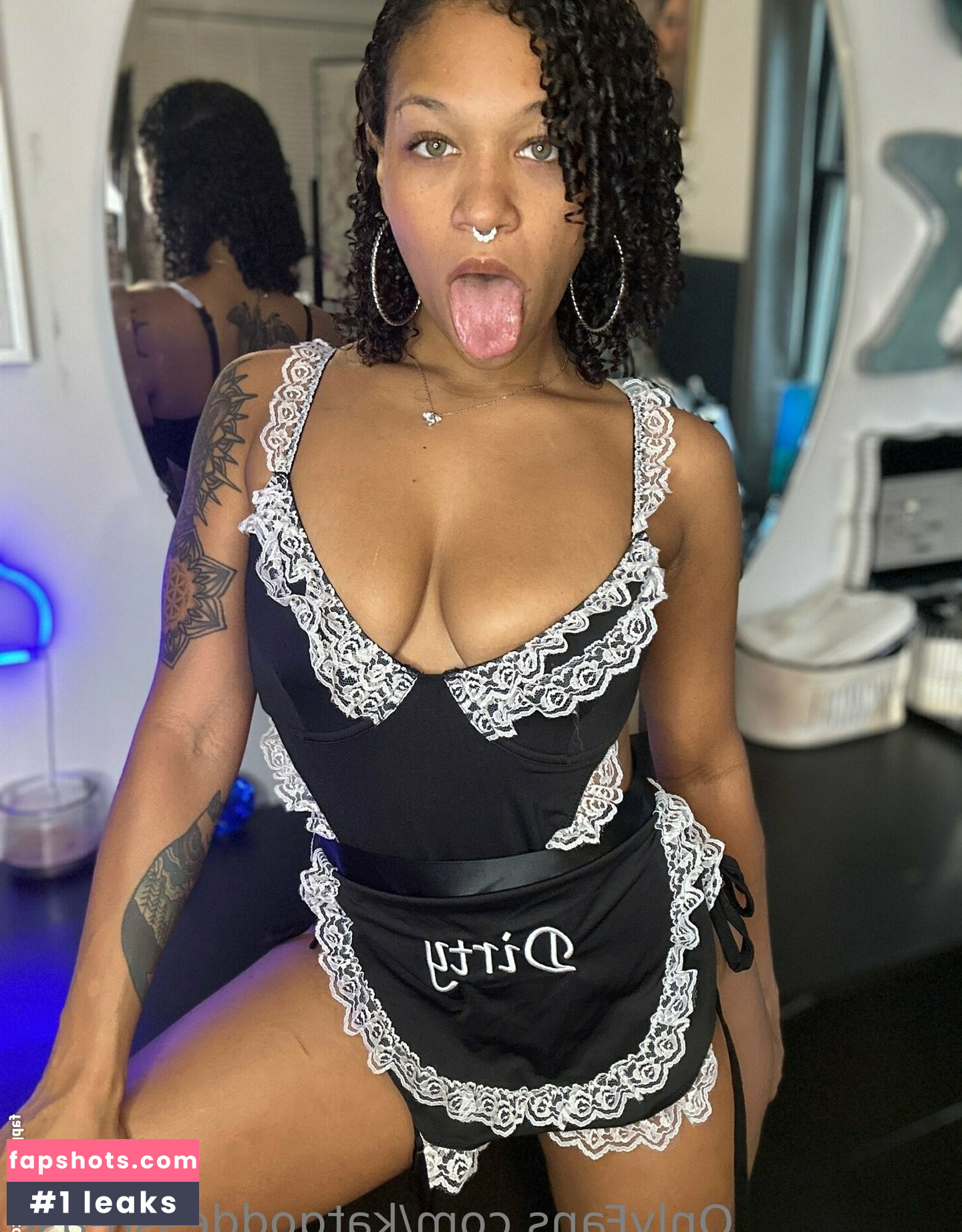 katgoddesstease gallery photo #186