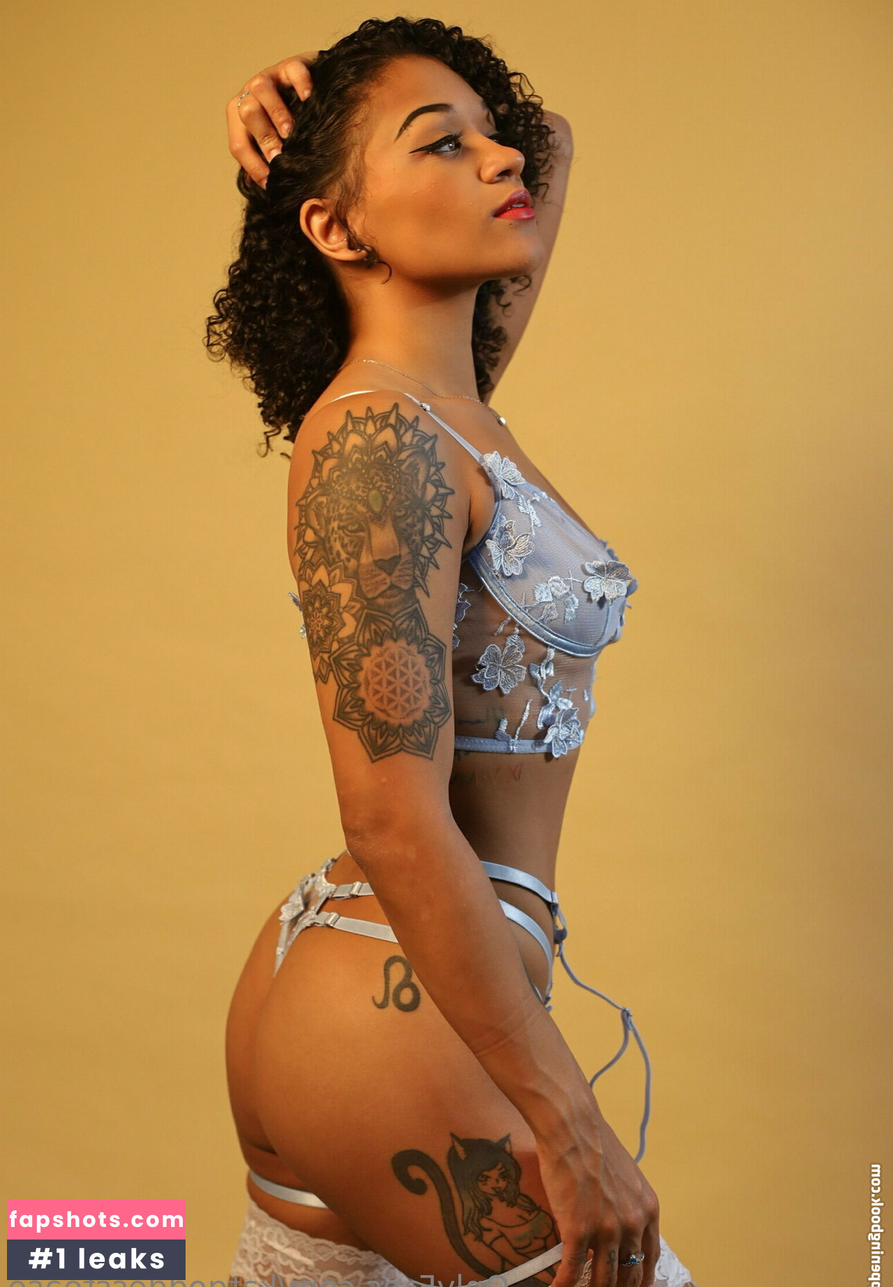 katgoddesstease gallery photo #25