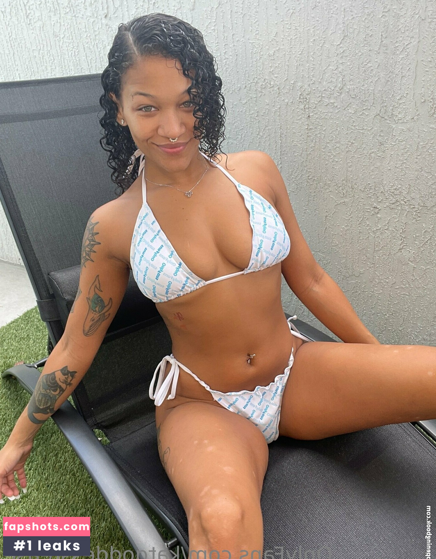 katgoddesstease gallery photo #291