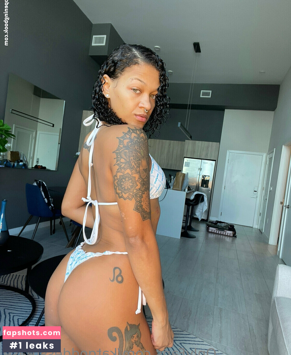 katgoddesstease gallery photo #313