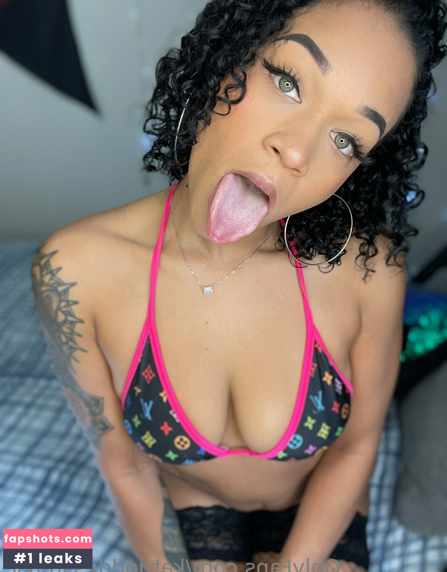 katgoddesstease gallery photo #355