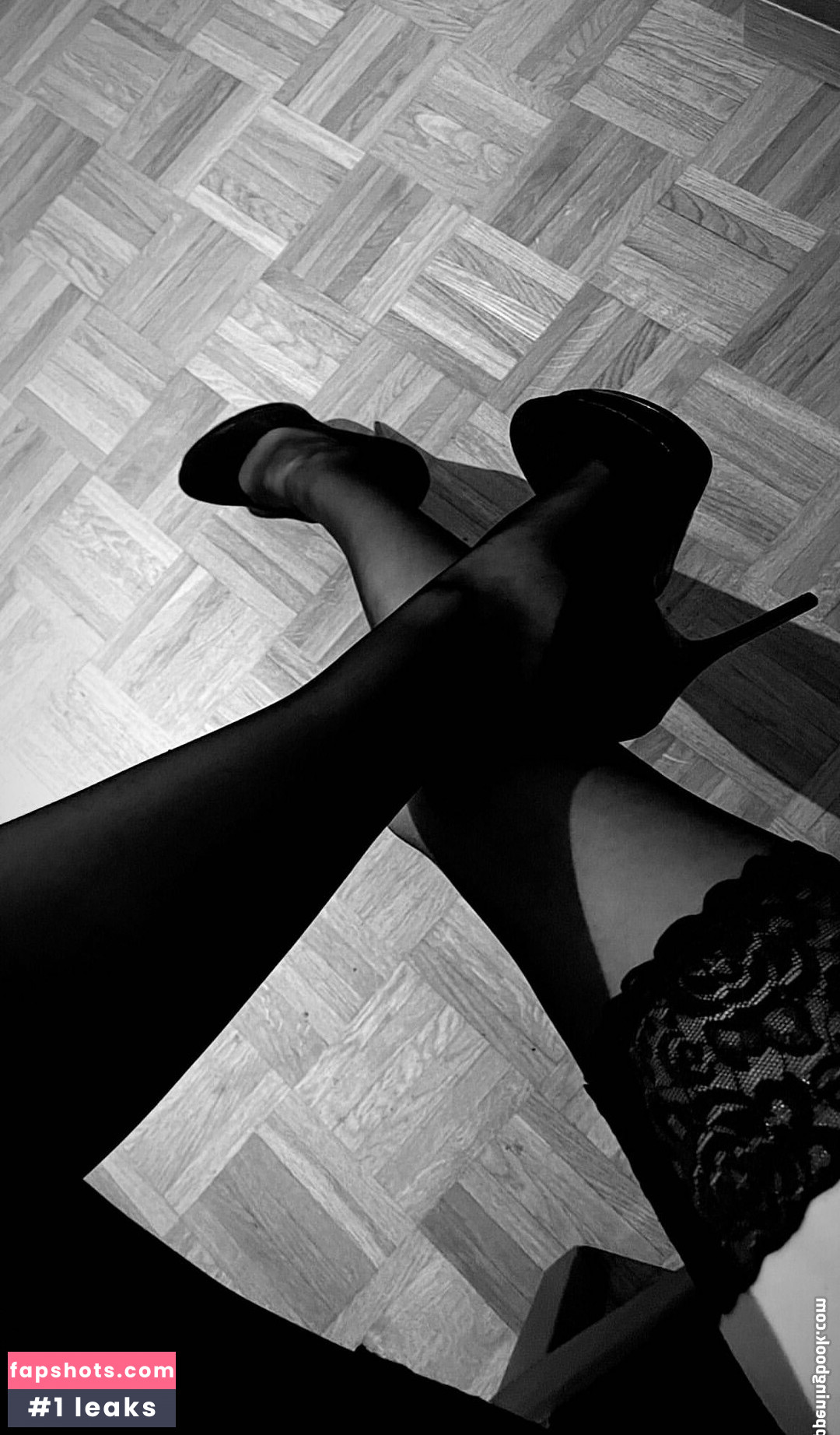 Katha Chibiusa gallery photo #9