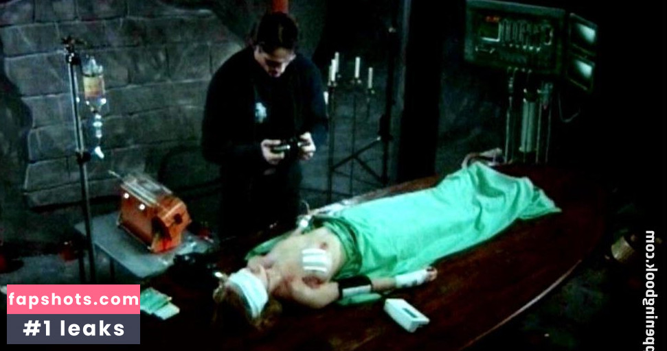 Katharina Apelt nude babe gallery