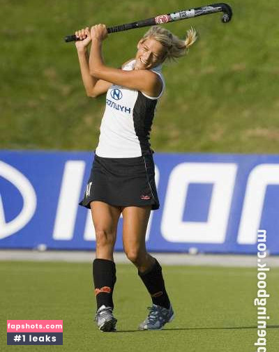 Katharina Scholz nude babe gallery