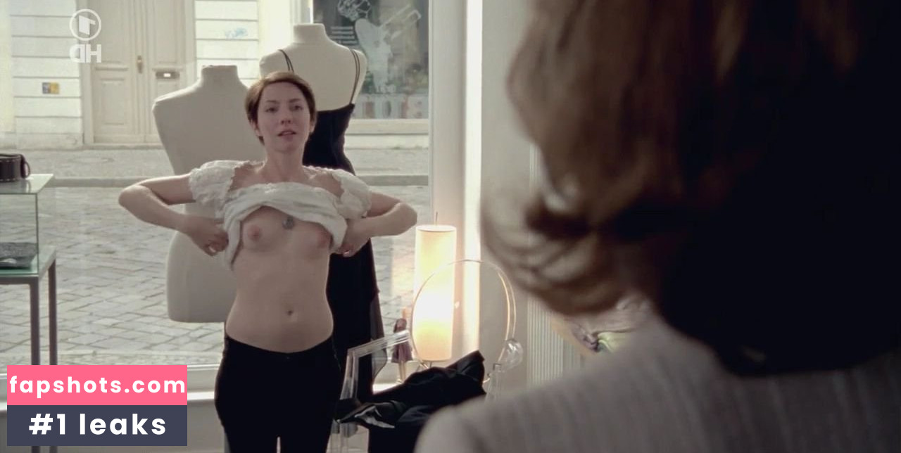 Katharina Schuettler gallery photo #5