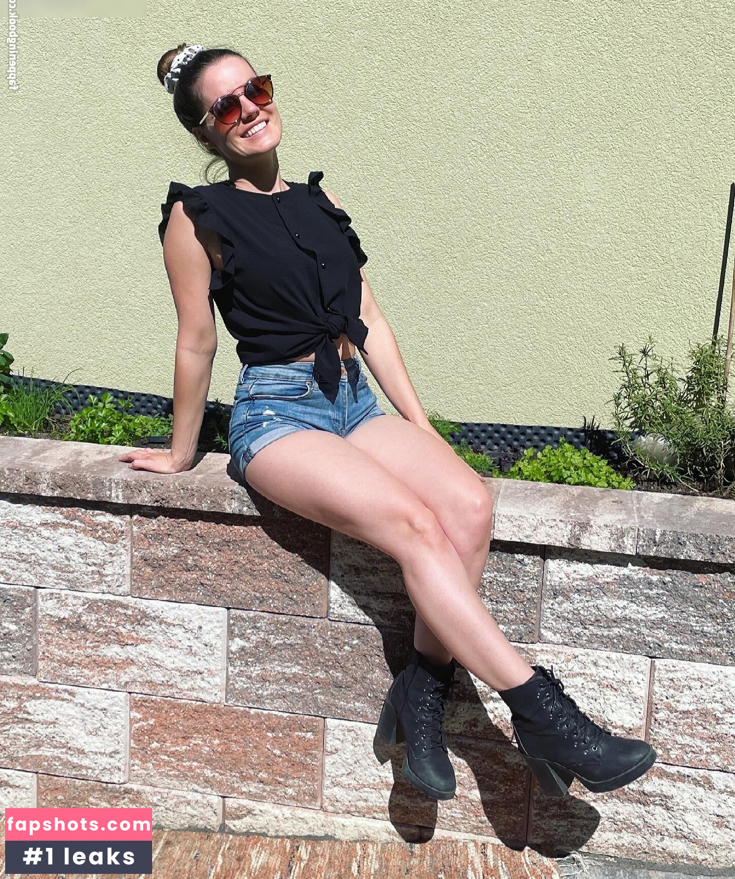 Katharina Weiß gallery photo #3