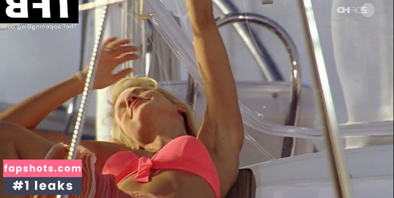 Katharine McPhee gallery photo #148