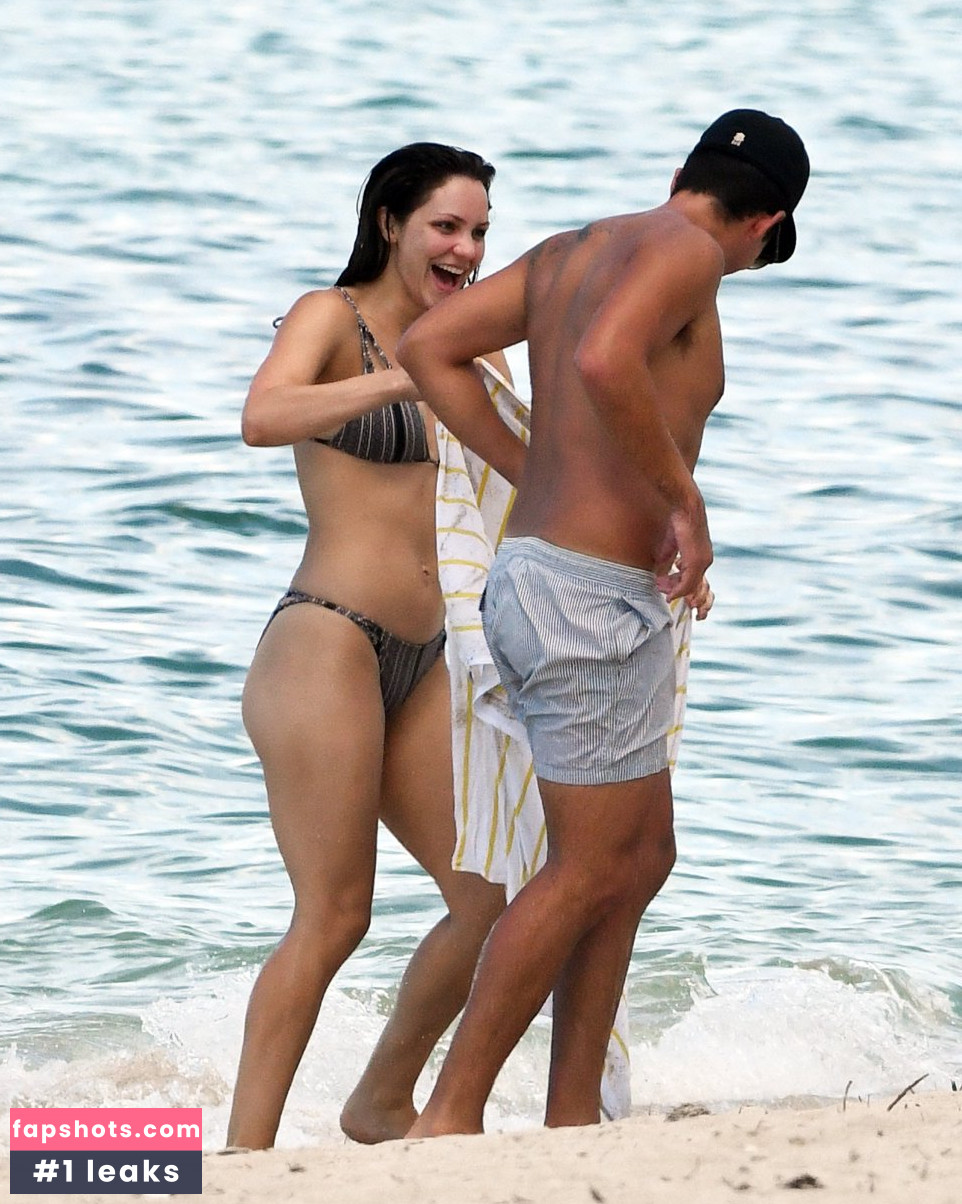 Katharine McPhee gallery photo #447