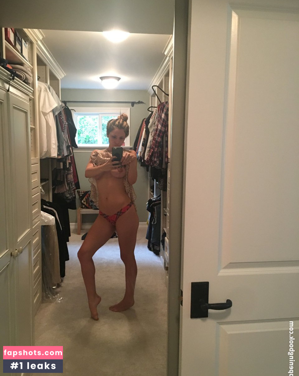 Katharine McPhee gallery photo #472