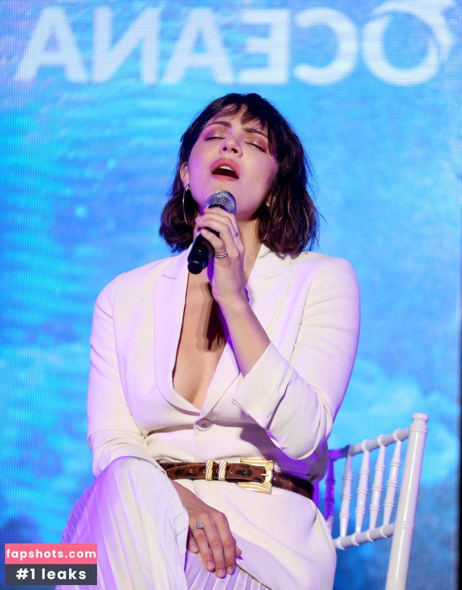 Katharine McPhee gallery photo #638