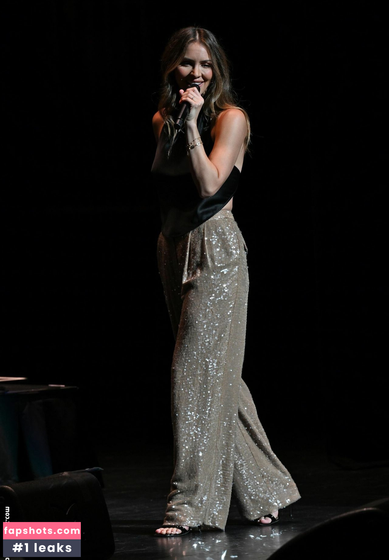 Katharine McPhee gallery photo #77