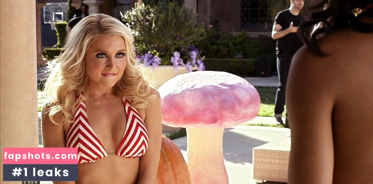 Katherine Bailess gallery photo #33