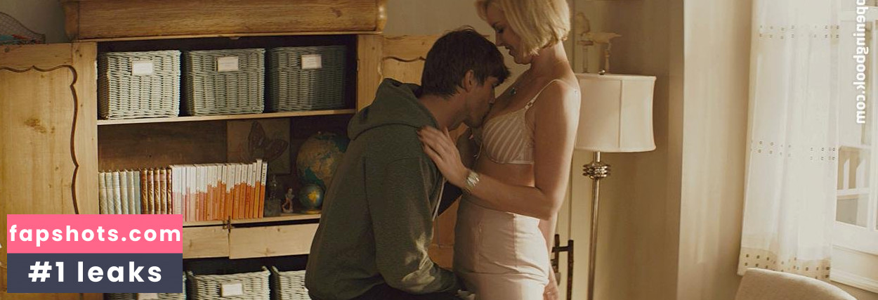 Katherine Heigl Nude Leaks OnlyFans Photos #159 - LeakJerk