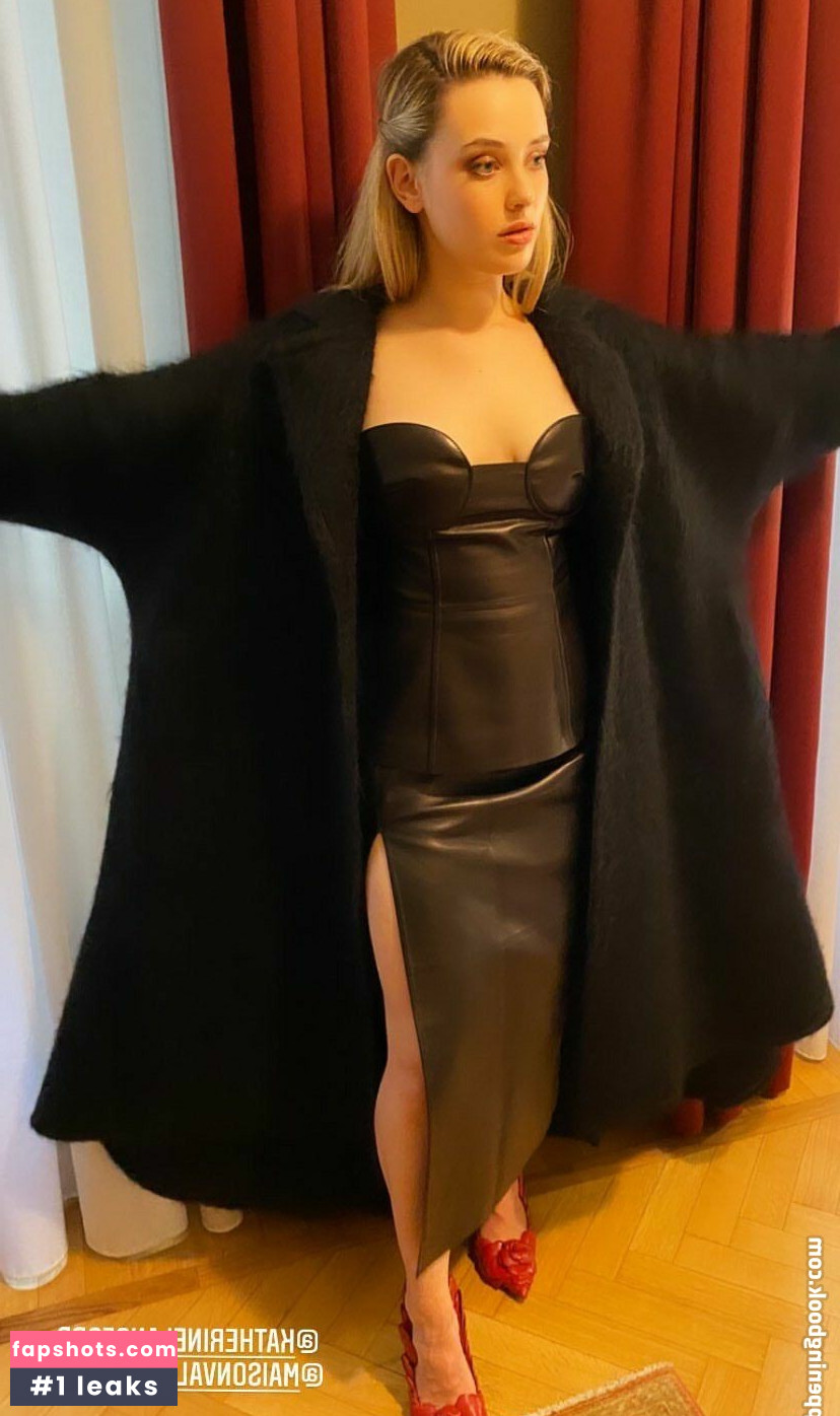 Katherine Langford gallery photo #26