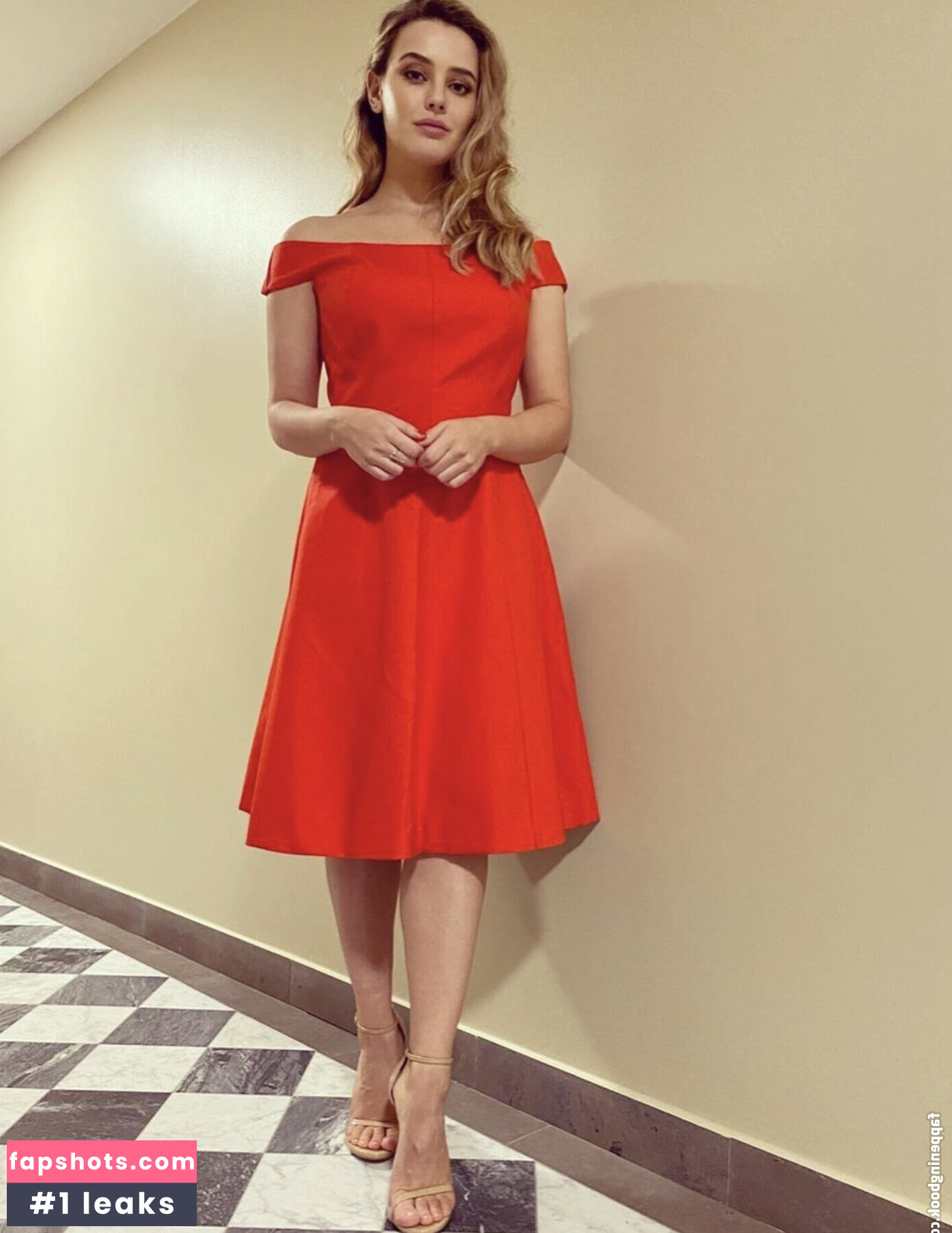 Katherine Langford gallery photo #38