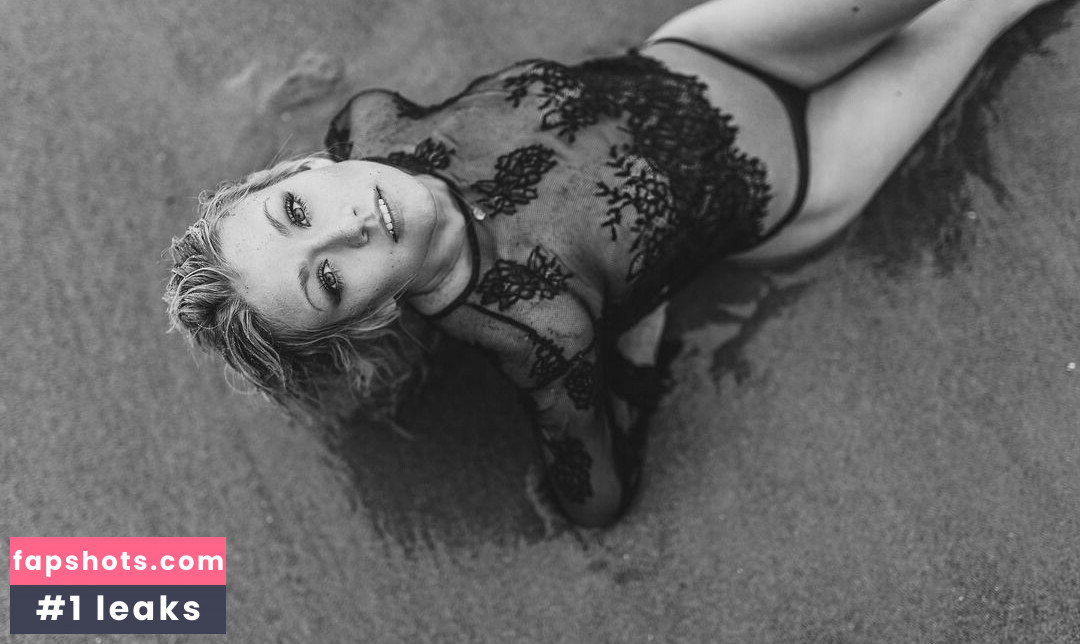 Katherine McNamara gallery photo #116