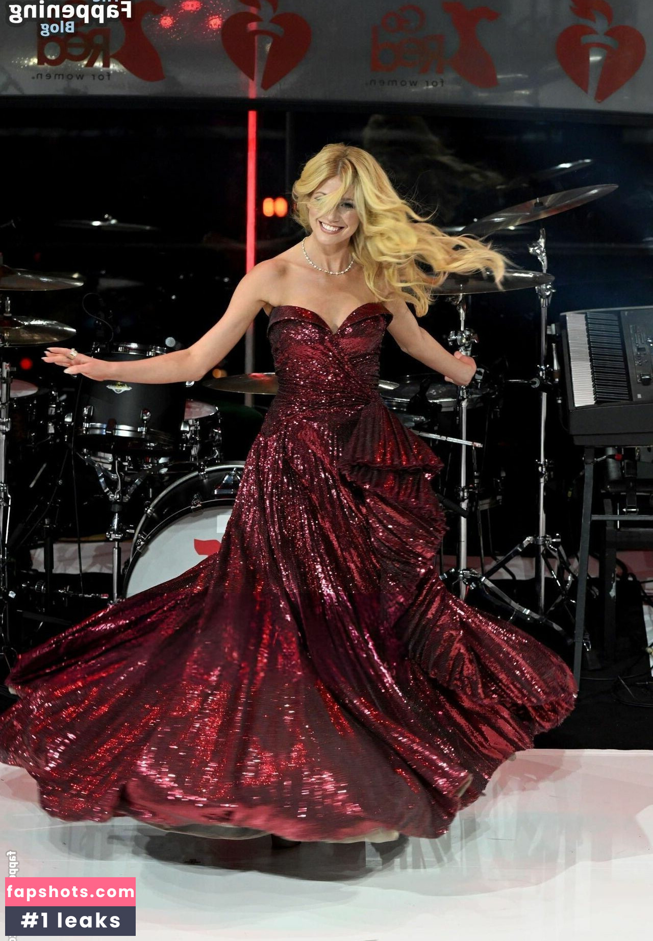 Katherine McNamara gallery photo #147