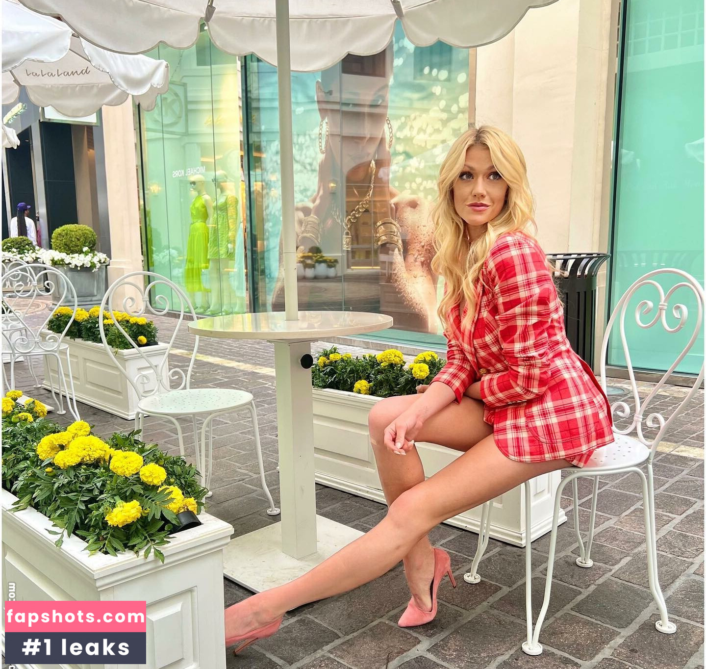 Katherine McNamara gallery photo #281