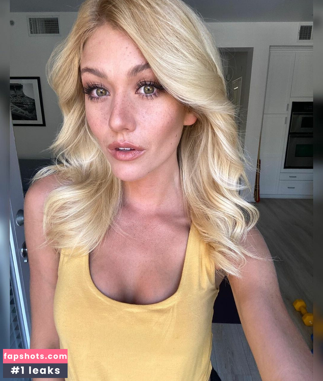 Katherine McNamara gallery photo #341