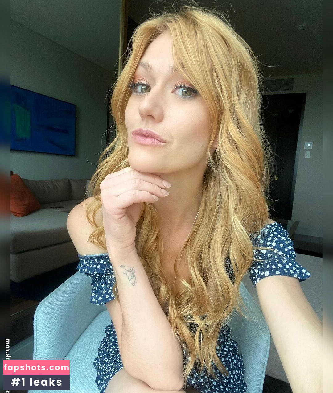 Katherine McNamara gallery photo #371