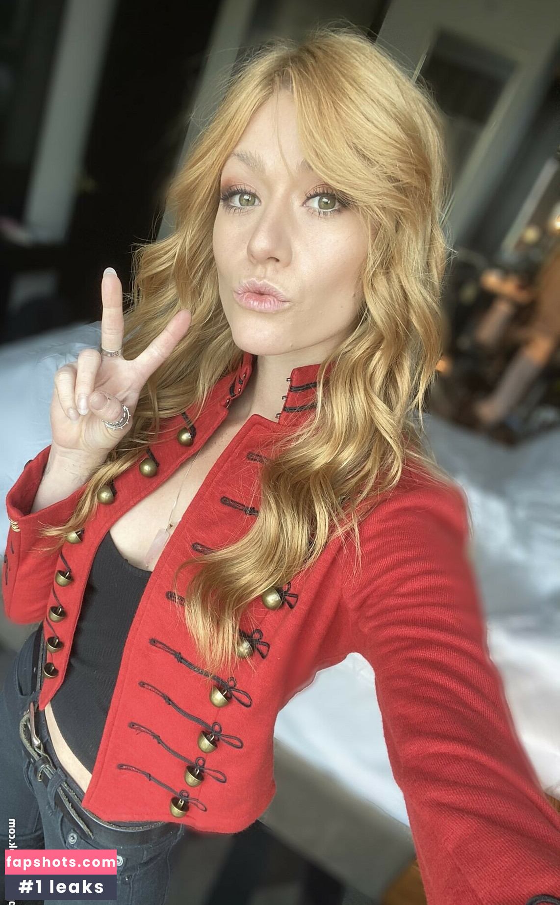 Katherine McNamara gallery photo #373