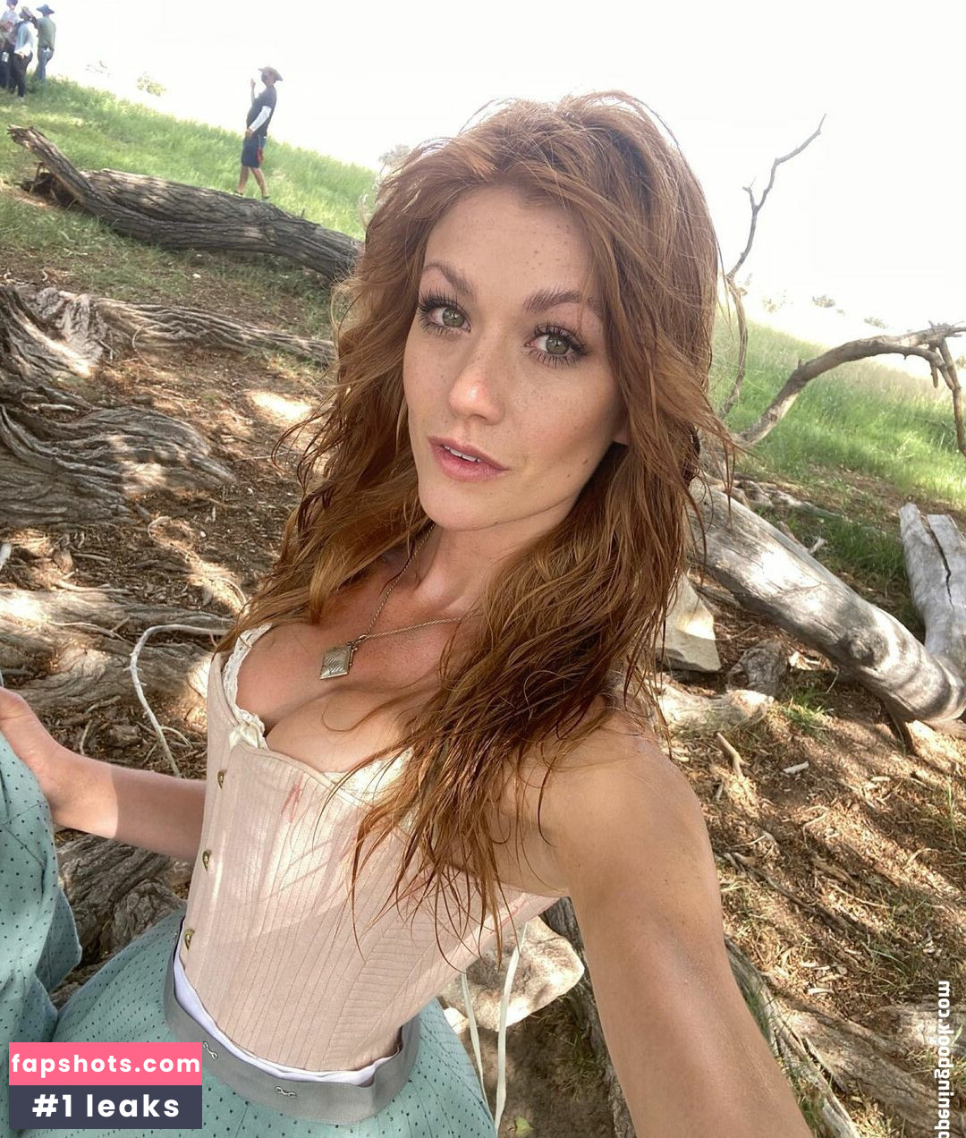 Katherine McNamara gallery photo #397