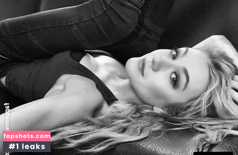 Katherine McNamara gallery photo #500