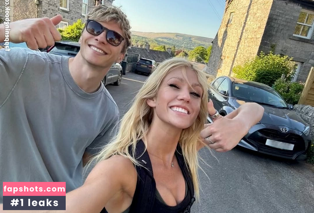 Katherine McNamara gallery photo #9