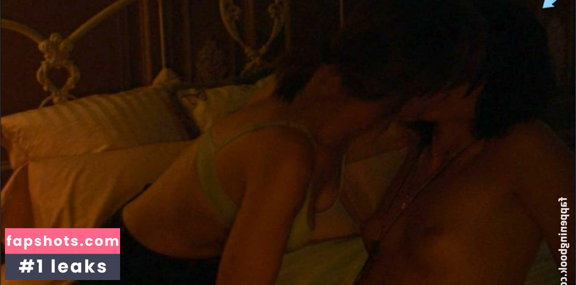 Katherine Moennig gallery photo #12