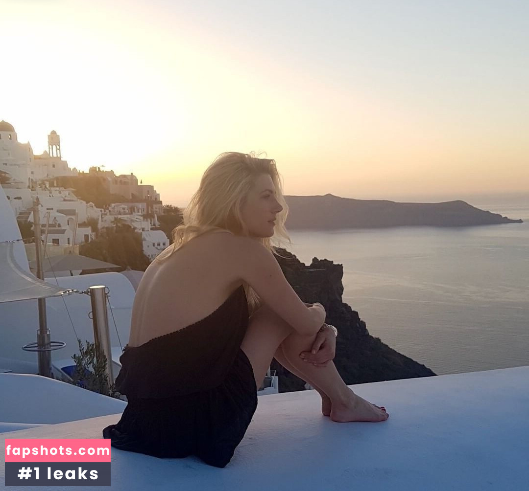 Katheryn Winnick gallery photo #27