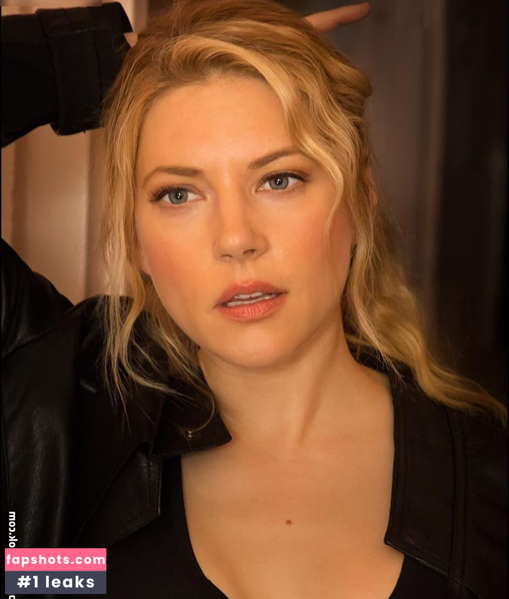 Katheryn Winnick gallery photo #29