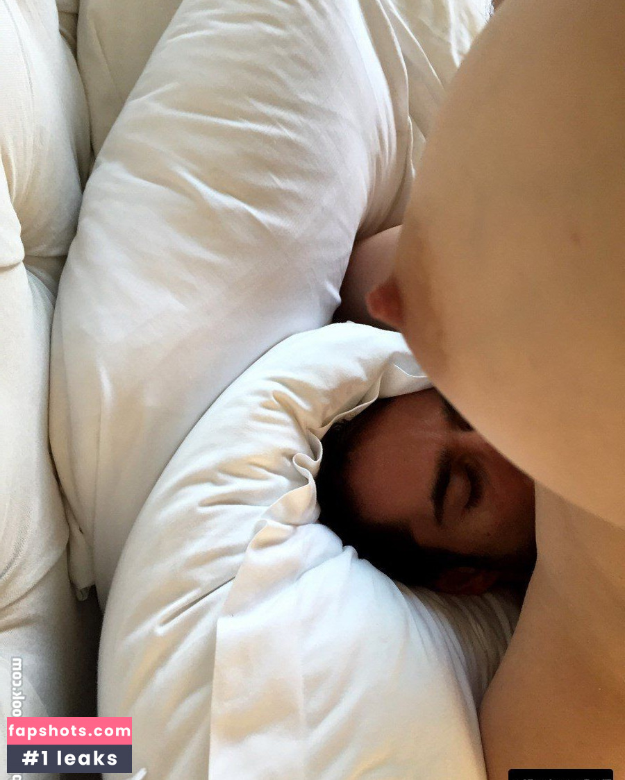 Katheryn Winnick gallery photo #509