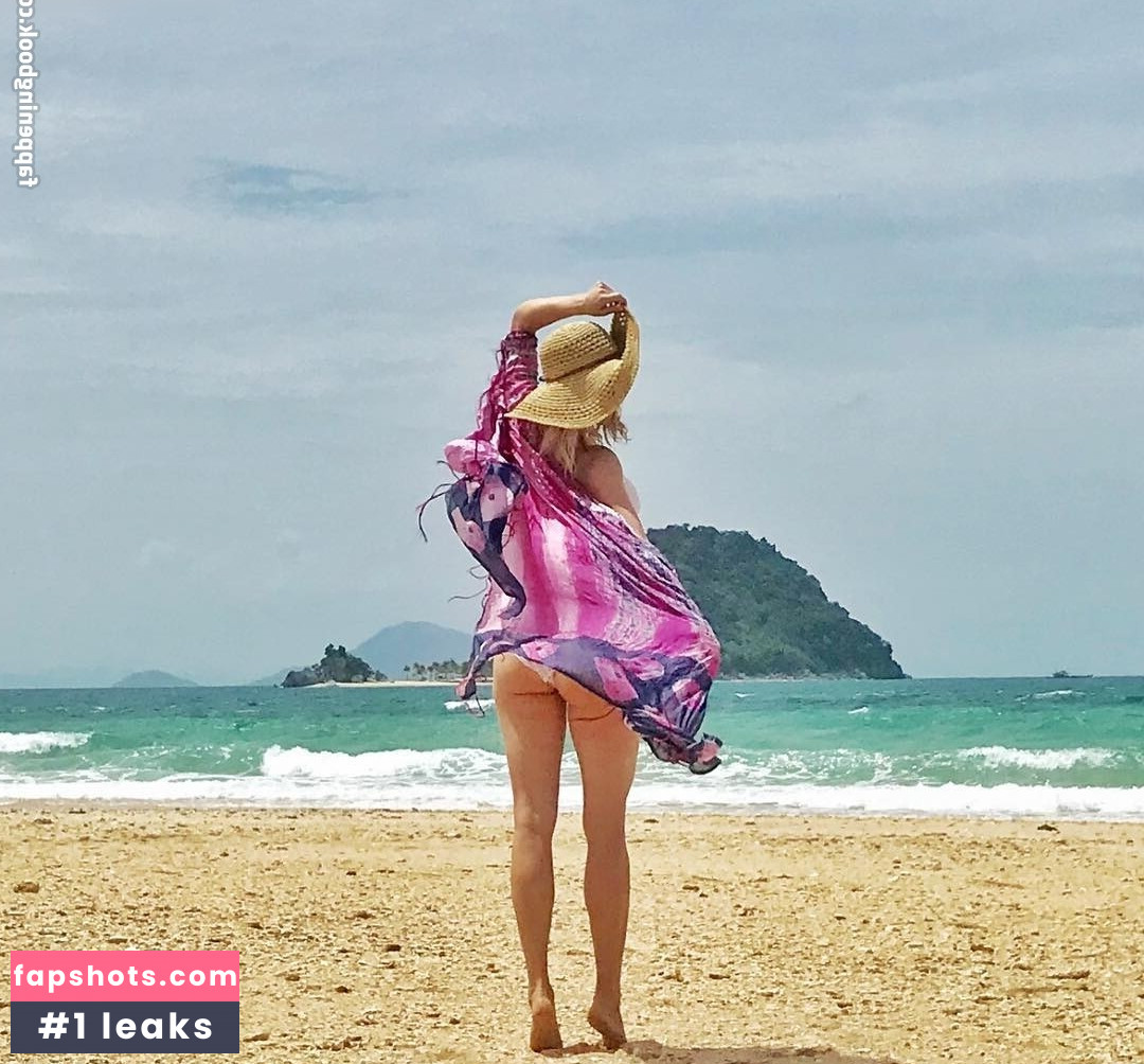 Katheryn Winnick gallery photo #81