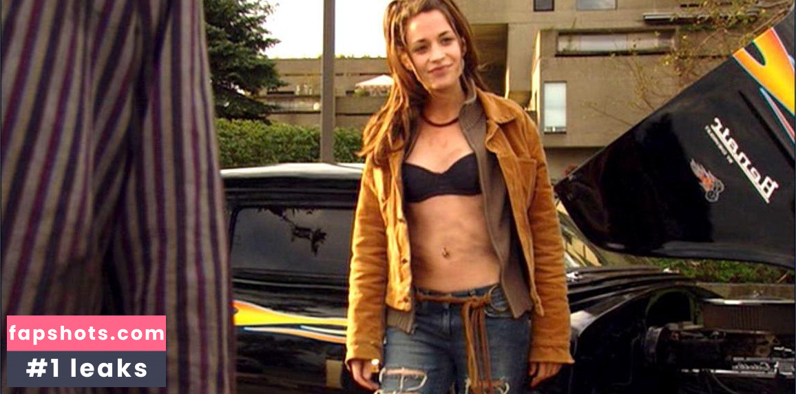 Kathleen Munroe gallery photo #5