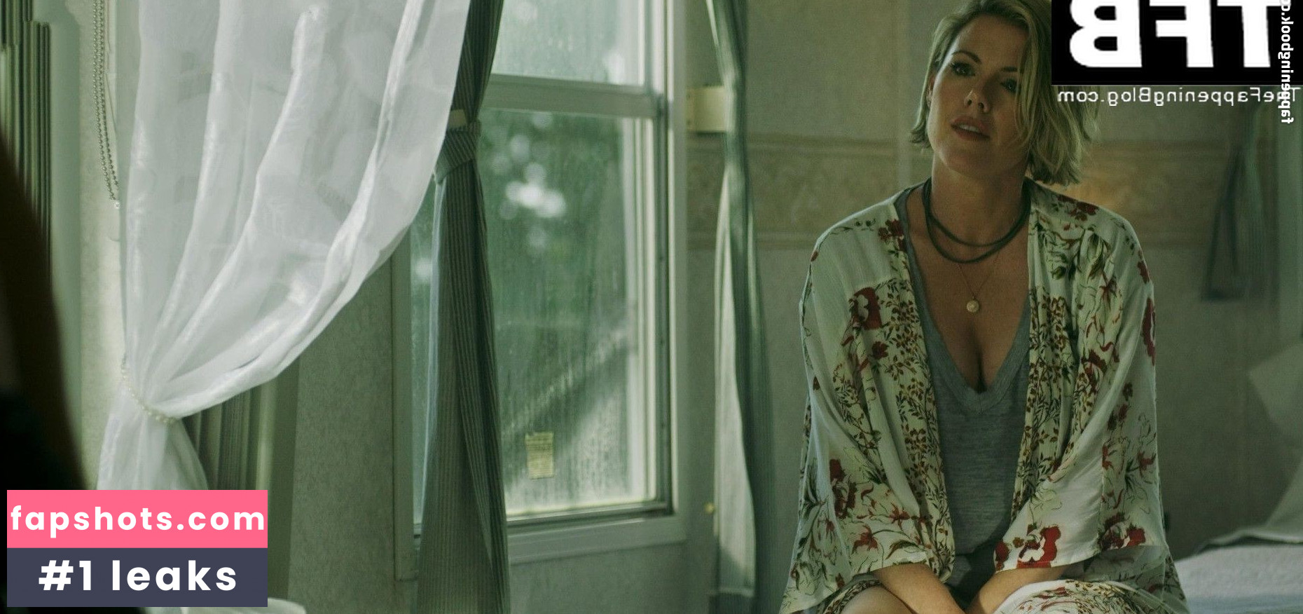 Kathleen Robertson gallery photo #42