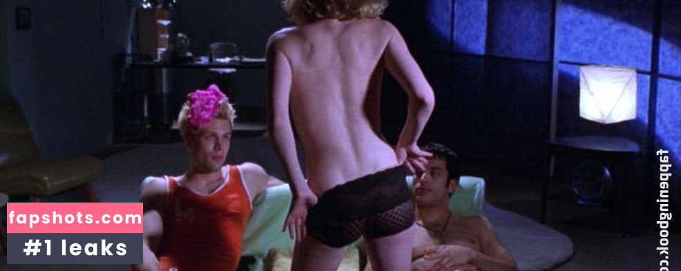 Kathleen Robertson Nude Leaks OnlyFans Photos #84 - LeakJerk