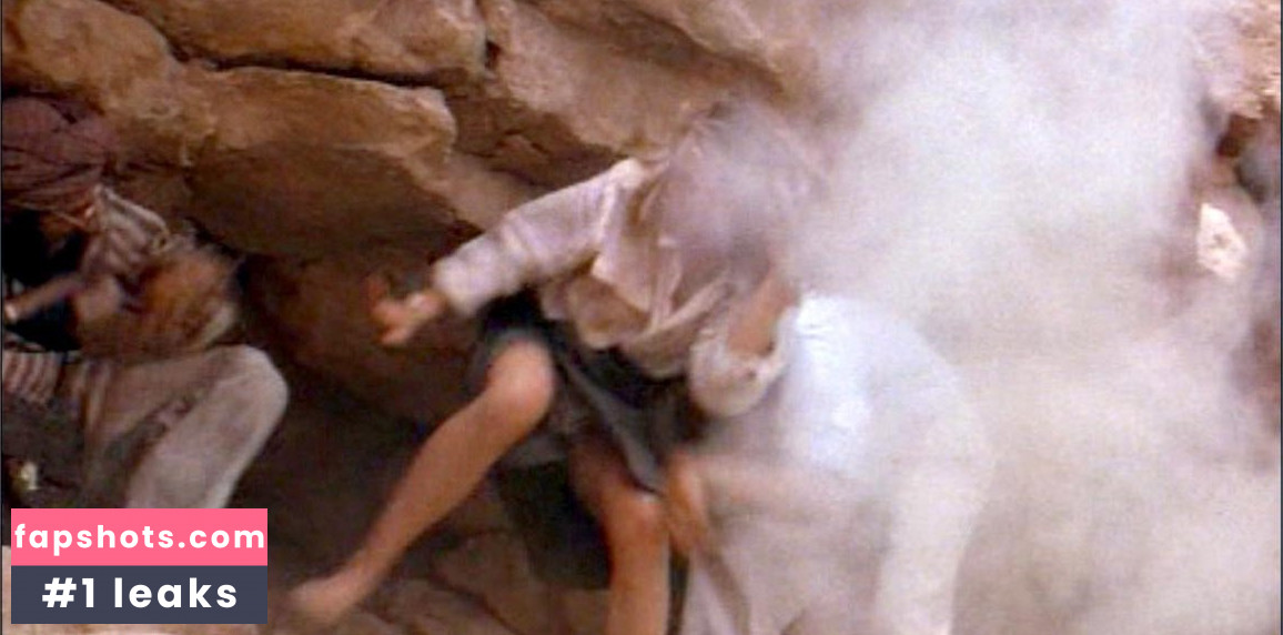 Kathleen Turner gallery photo #24