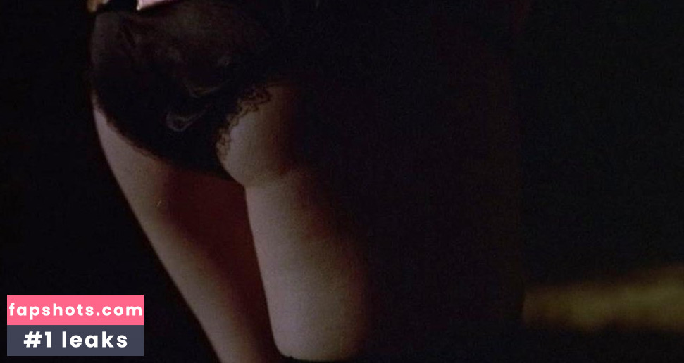 Kathleen Turner gallery photo #56