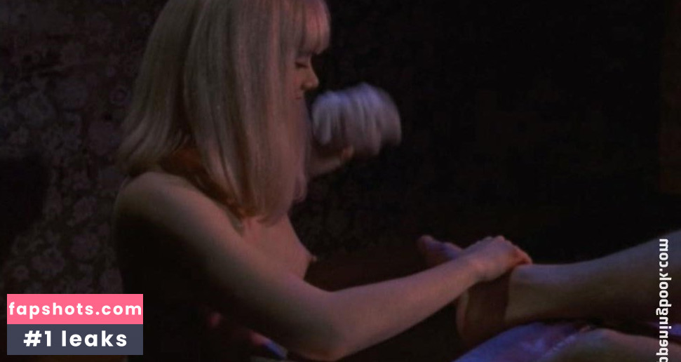 Kathleen Turner gallery photo #57