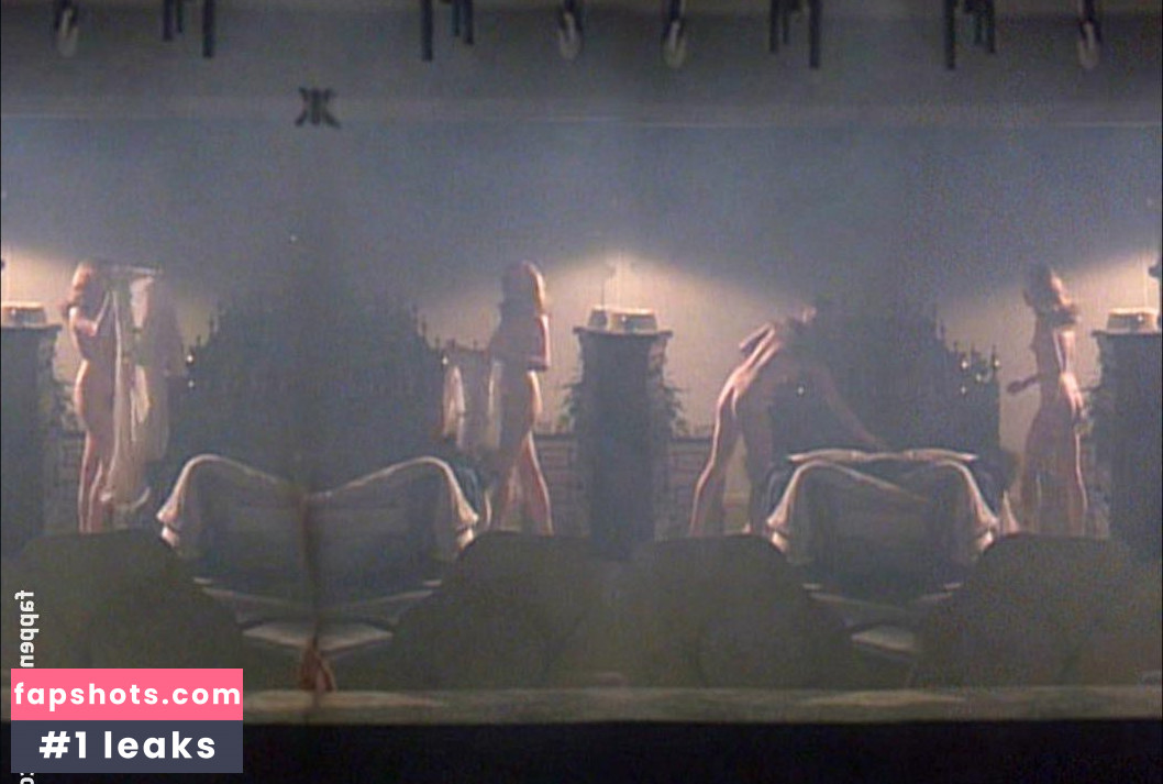 Kathleen Turner gallery photo #62