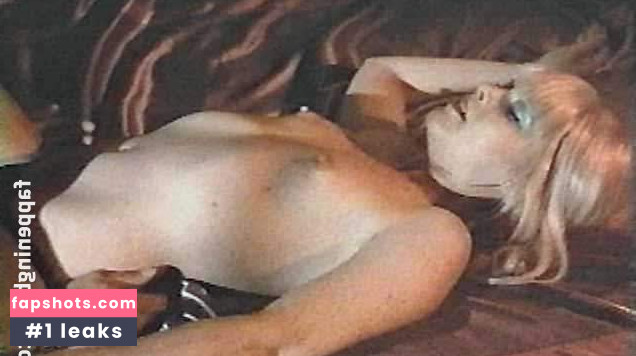 Kathleen Turner gallery photo #68