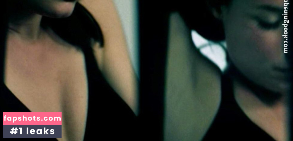 Kathrin Kühnel gallery photo #12