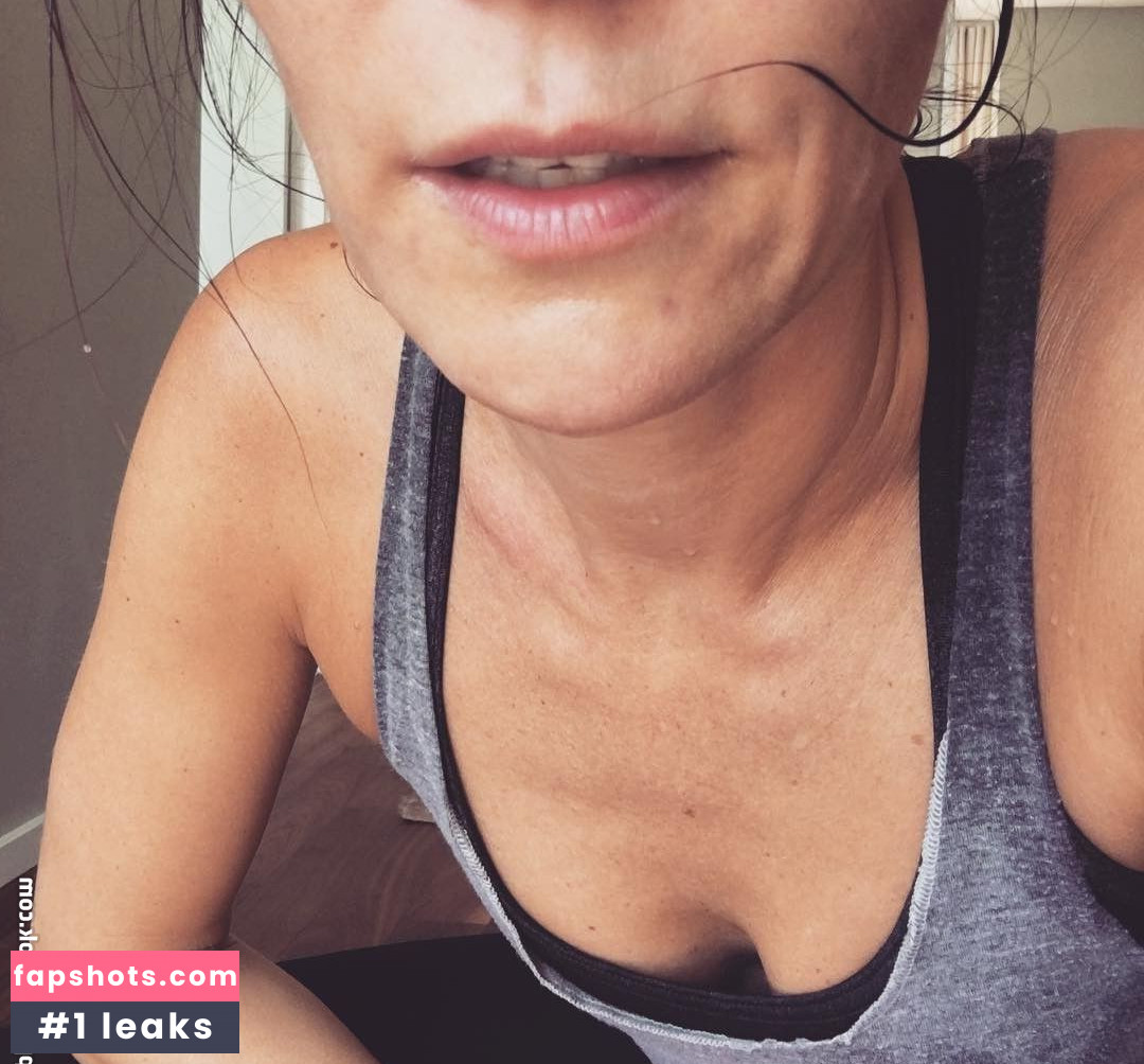 Kathryn Aselton gallery photo #42