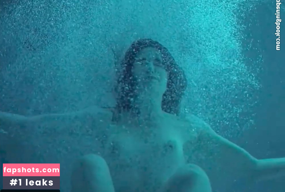 Kathryn Hahn Nude Leaks OnlyFans Photos #34 - LeakJerk