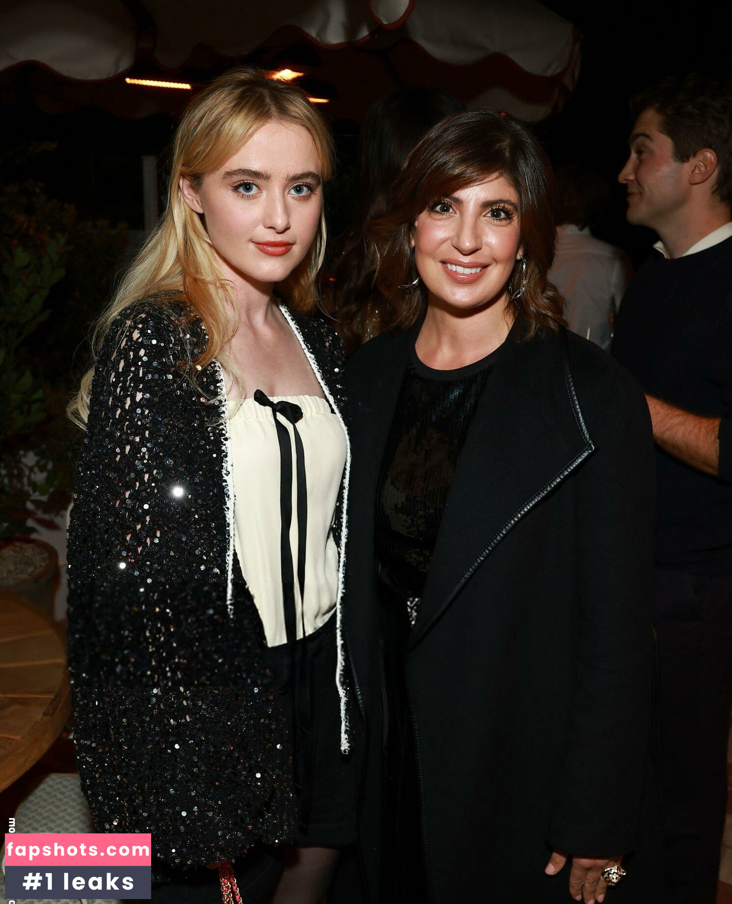 Kathryn Newton gallery photo #11